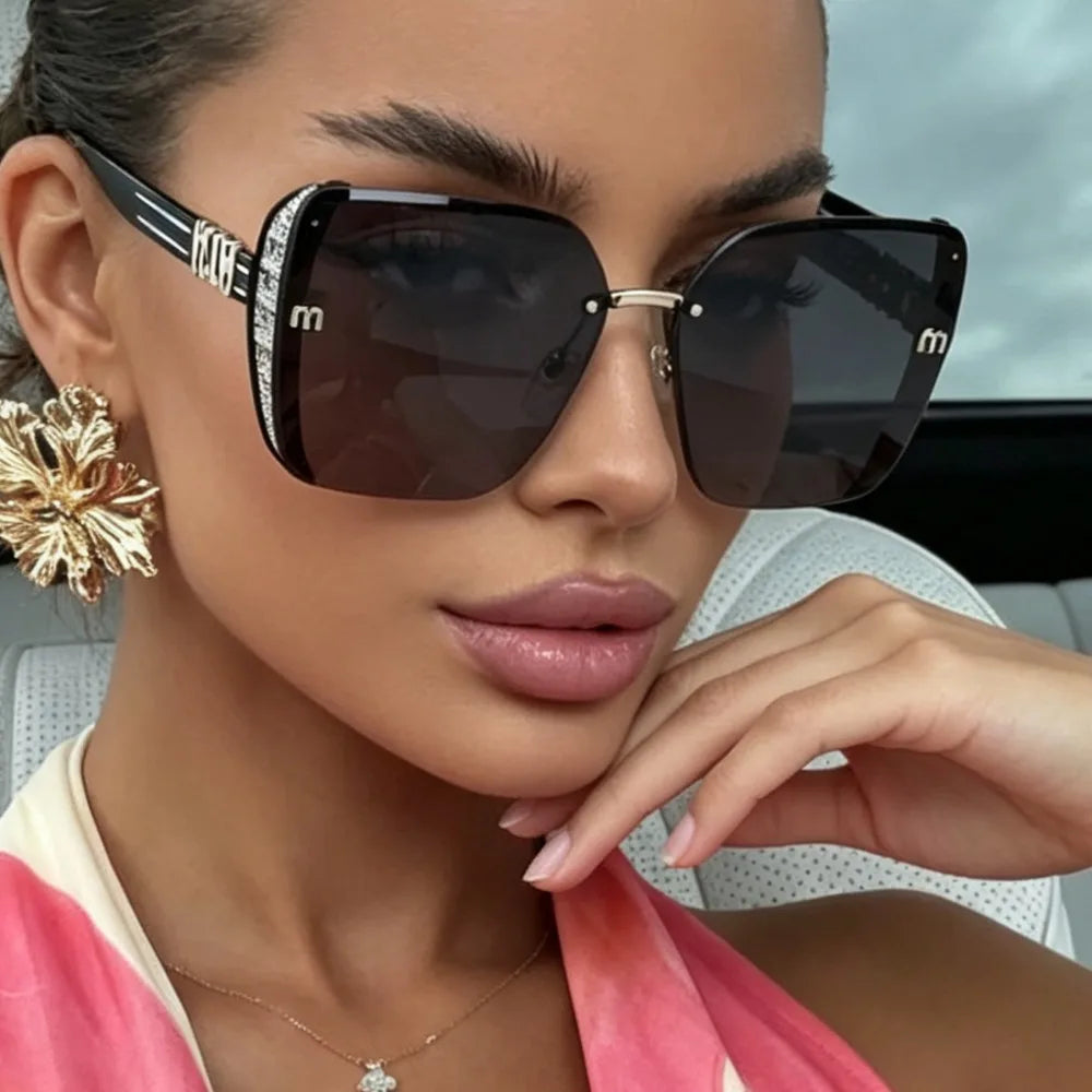 Oversized M letter women sunglasses by HSF Marketplace featuring light luxury square design for outdoor travel and street parties.