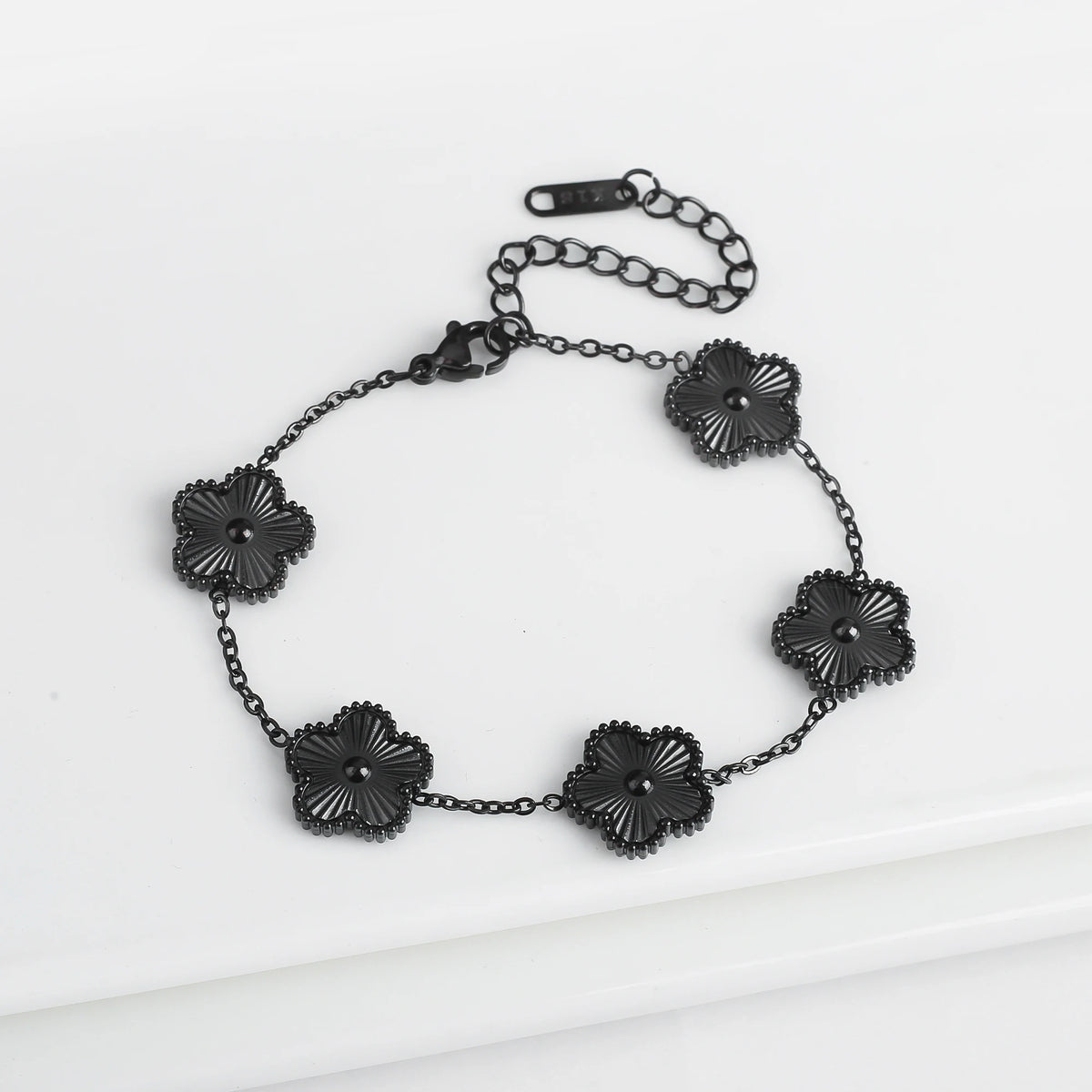 White Black Red Green Shell Five Leaf Flower Stainless Steel Ladies Bracelet Simple for Woman Party Birthday Jewelry Gift Clover