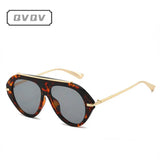 Women's HSF Marketplace metal-beam pilot sunglasses with vintage frames and dark lenses