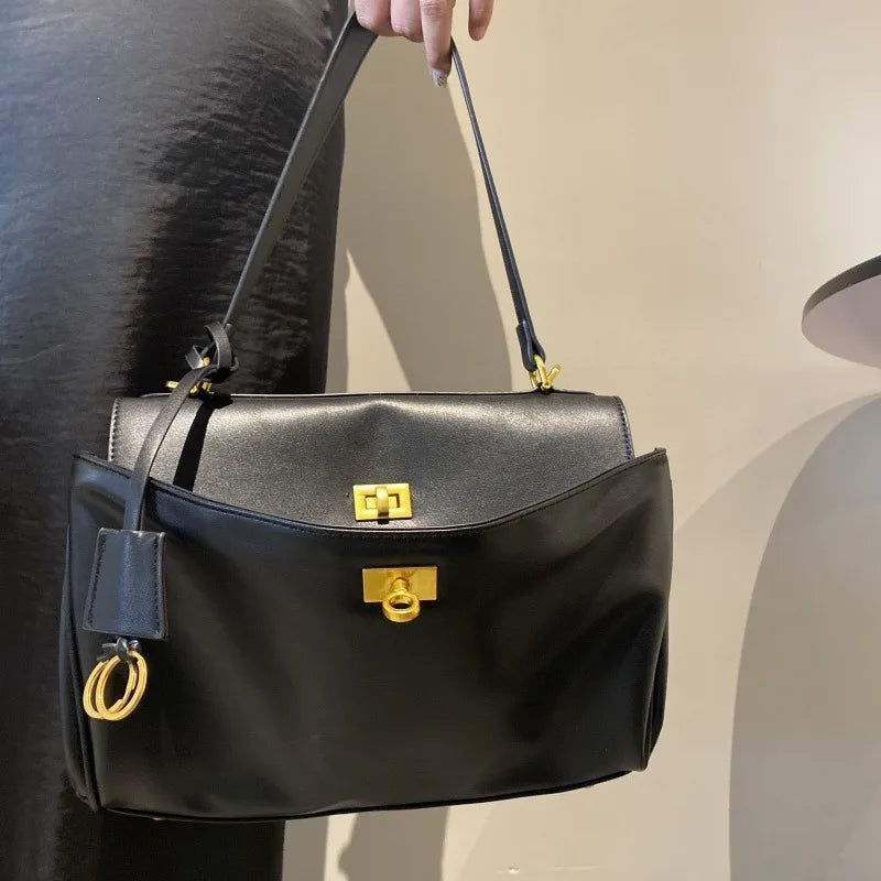 Women's split leather tote bag, large capacity design with spacious compartments and sturdy handles