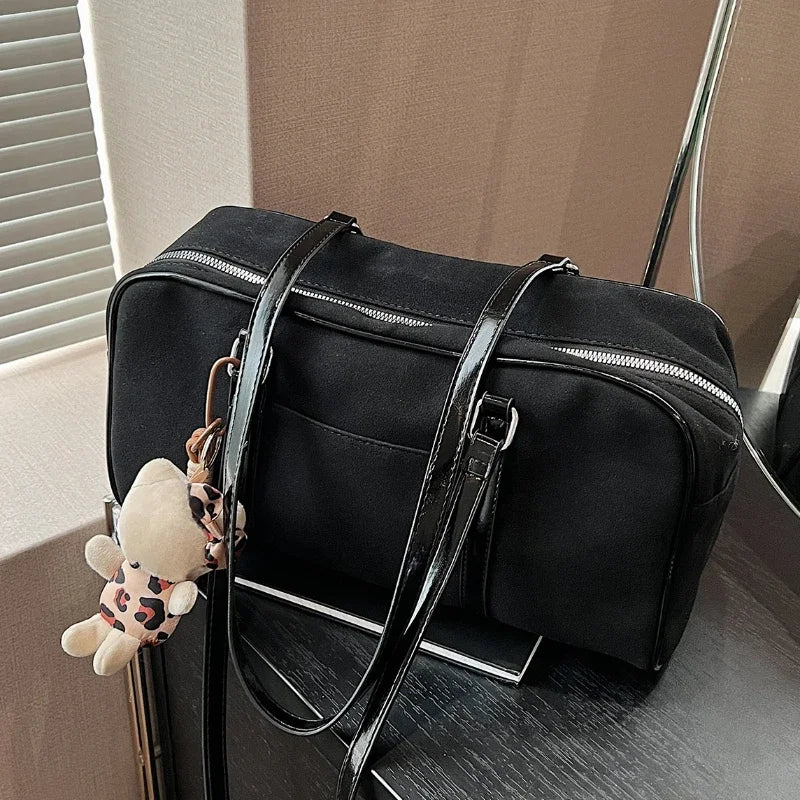 Large brown suede shoulder bag for women, casual retro handbag with a pillow design, ideal for autumn and winter commuting.