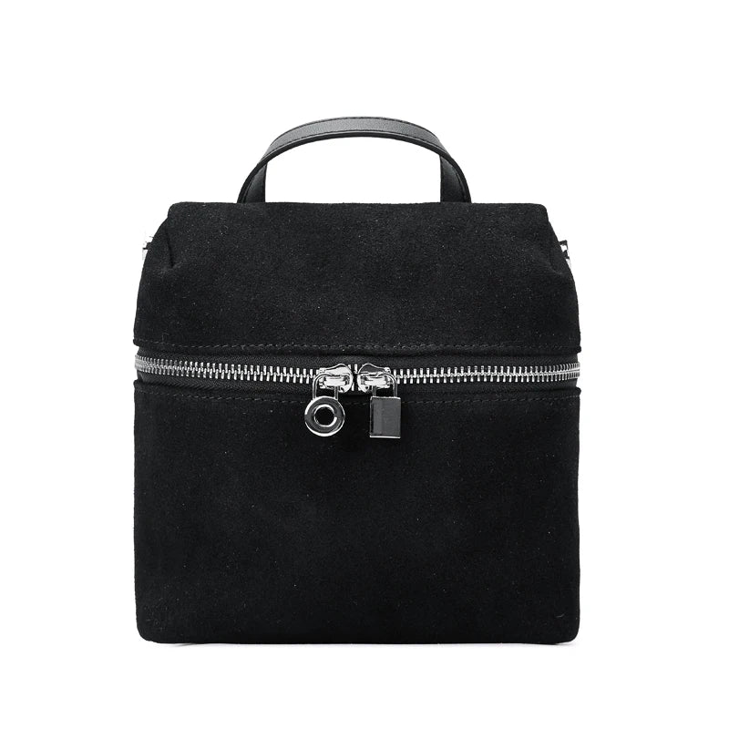Genuine leather women's shoulder and crossbody handbag in a versatile design