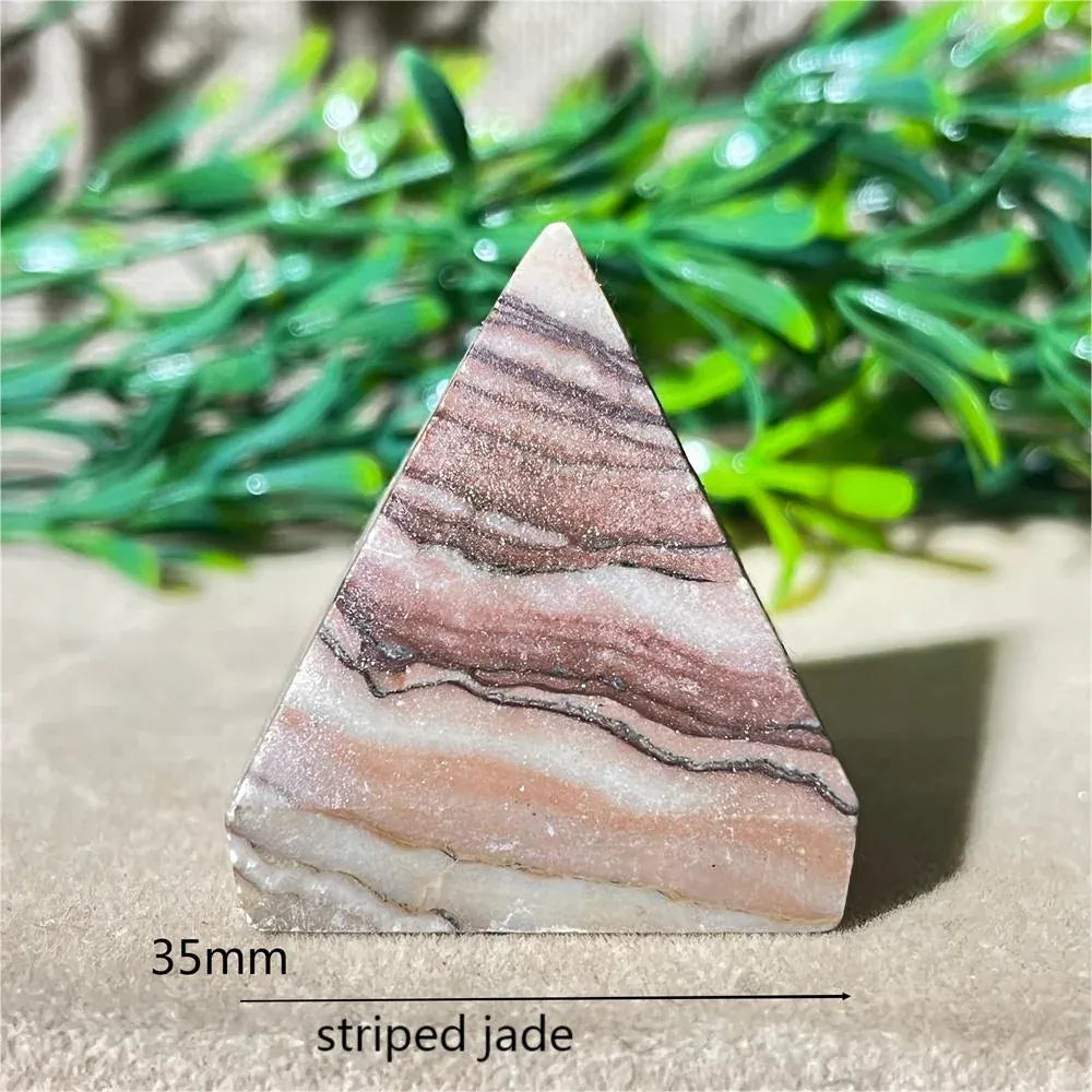 Crystal Natural Pyramid Stone Quartz Stone Amethyst Smelting Healing Spiritual Carving Mineral Home DecorationGemstones