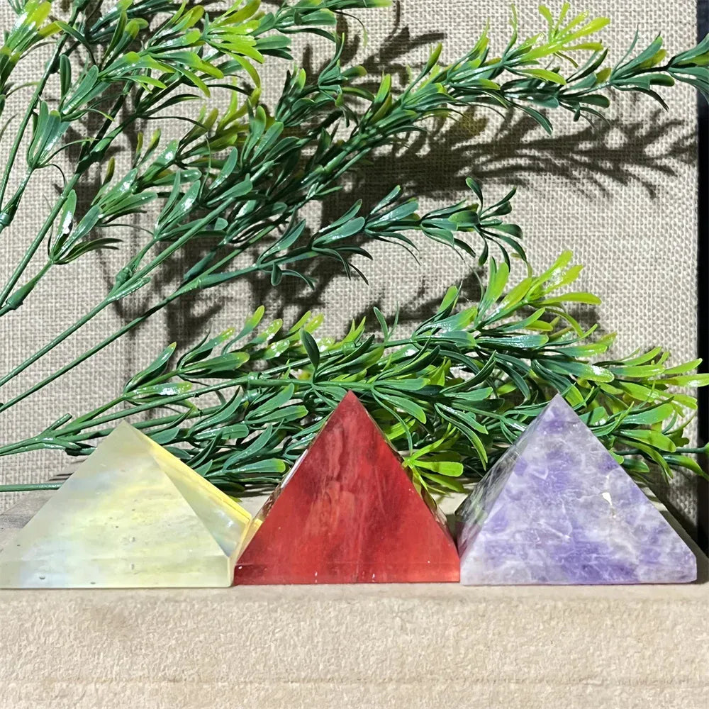 Crystal Natural Pyramid Stone Quartz Stone Amethyst Smelting Healing Spiritual Carving Mineral Home DecorationGemstones