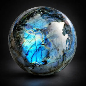 Labradorite Crystal Sphere with Blue Flash for Intuition, Protection & Spiritual Energy – Polished Meditation Decor Stone