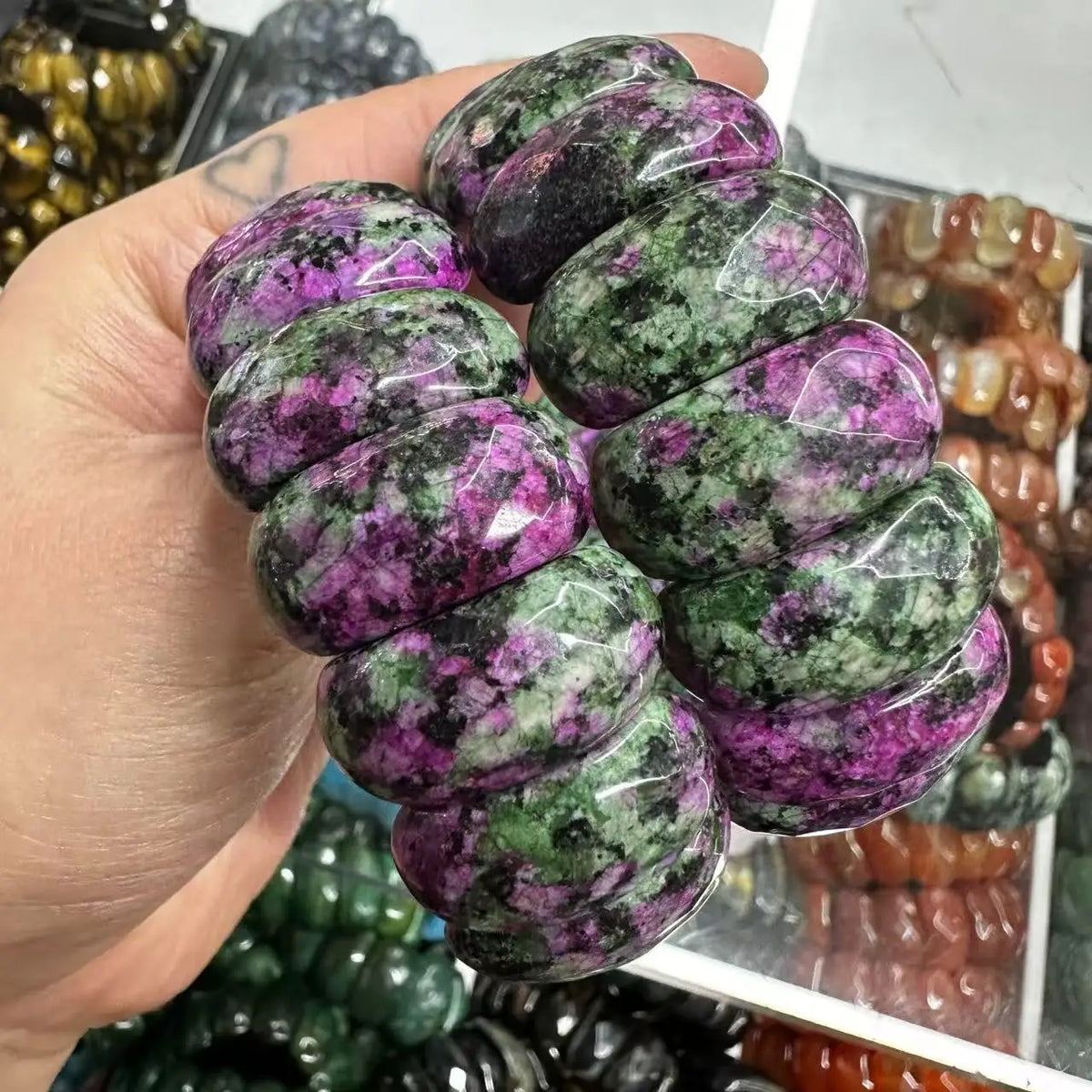 Natural Amethyst Gemstone Bracelet Natural Energy Stone Bangle Gemstone Jewelry for Woman Birthstone for Aquarius for Gift