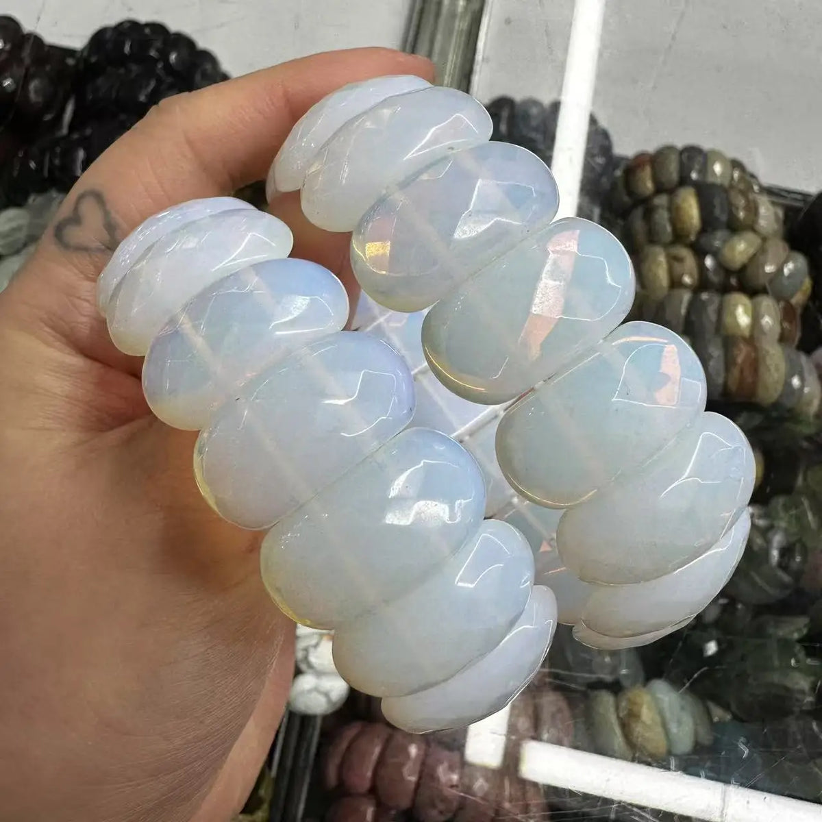 Natural Amethyst Gemstone Bracelet Natural Energy Stone Bangle Gemstone Jewelry for Woman Birthstone for Aquarius for Gift