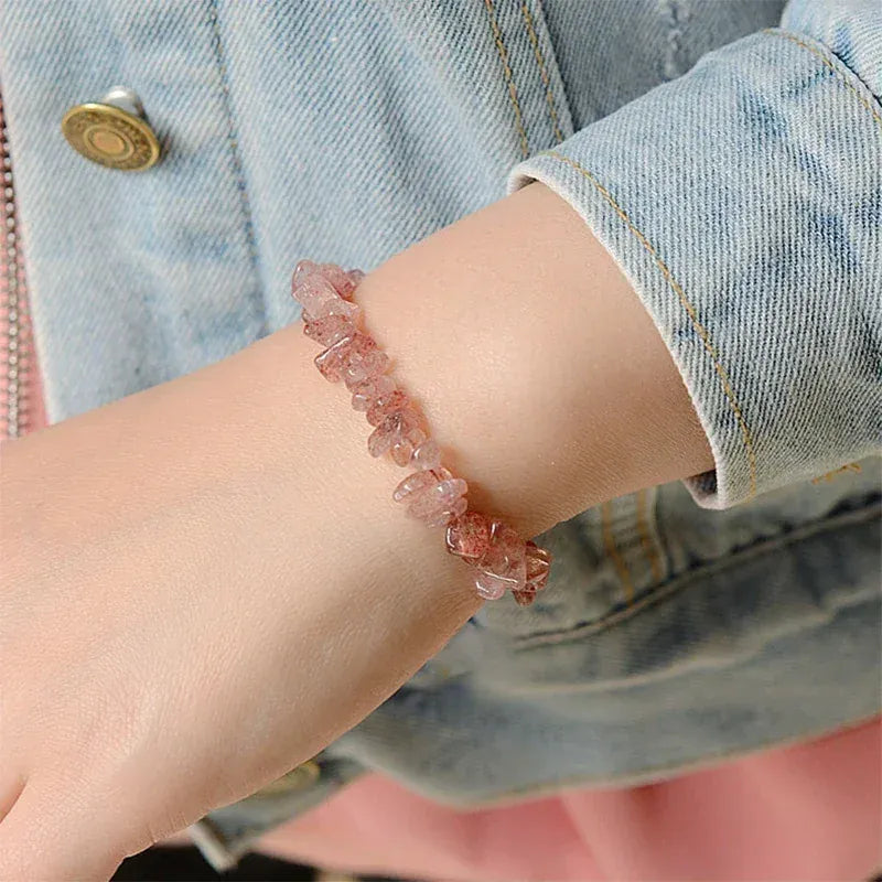 Natural Crystal Stone Bracelet Irregular Reiki Lucky Elastic Bracelet Ladies Fashion Strawberry Crystal Amethyst Jewelry