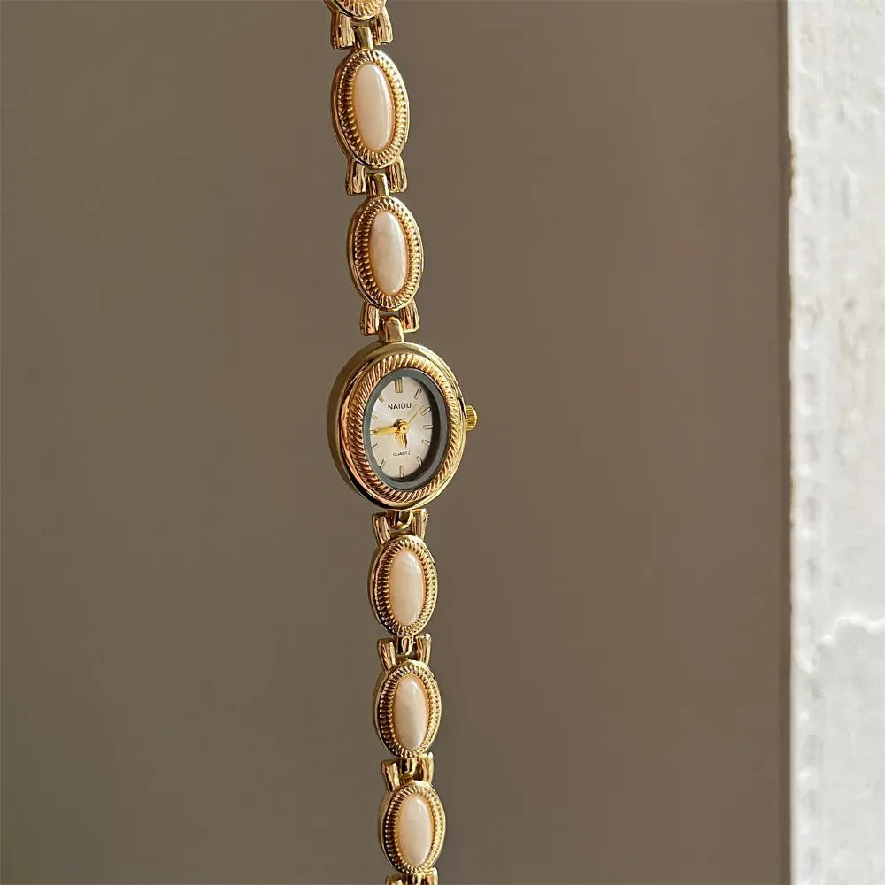 New Colored Gemstones Ladies Watch Elegant Luxury Quartz Watch Gift Oval Wristwatch