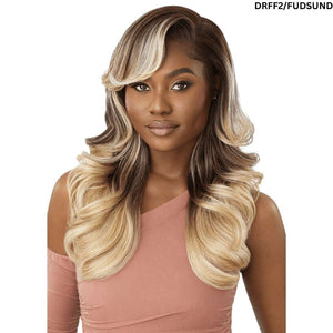 Outre Melted Hairline Synthetic Lace Front Wig - Casella