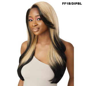 Outre Melted Hairline Synthetic Lace Front Wig - Presley