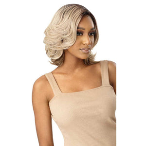 Outre Synthetic HD Transparent Lace Front Wig - Alistar