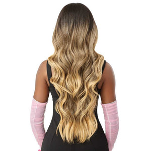 Outre Synthetic Perfect Hairline True Frontal Wig - Peak 705