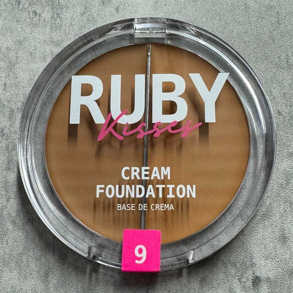 Ruby Kisses Cream Foundation