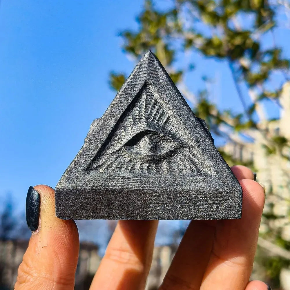 Shungite Pyramid Natural Crystals Ore Energy Eye Quartz Statue nergy Stones For Meditation Yoga Witch Home Fengshui